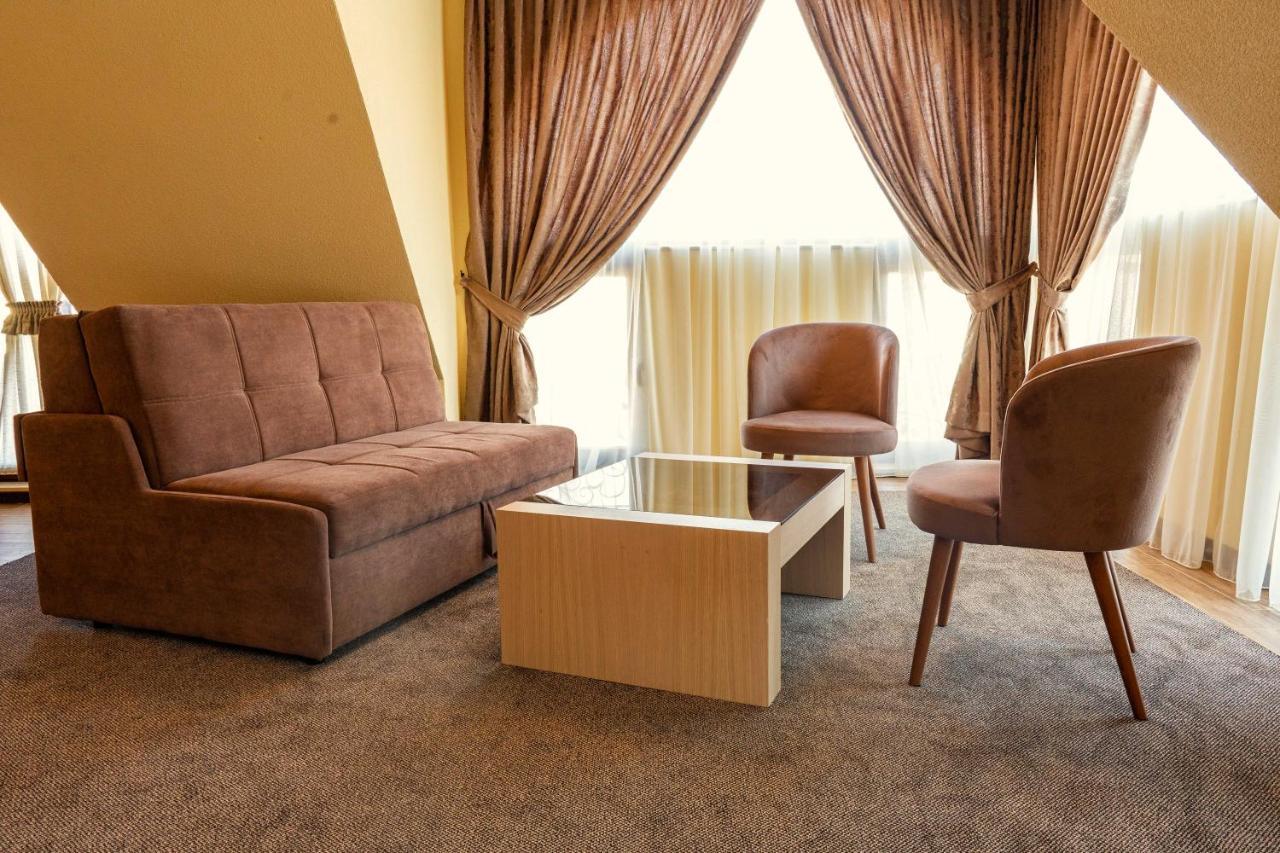 Boutique Hotel Provence Бутик Хотел Прованс Petricz Zewnętrze zdjęcie