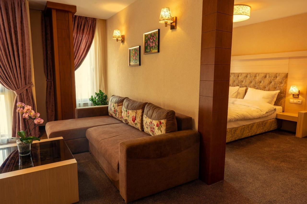 Boutique Hotel Provence Бутик Хотел Прованс Petricz Zewnętrze zdjęcie