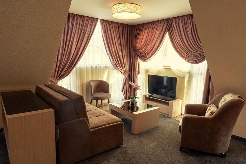 Boutique Hotel Provence Бутик Хотел Прованс Petricz Zewnętrze zdjęcie